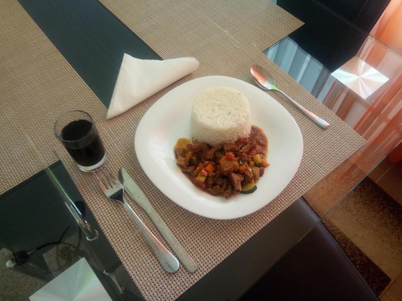 Elegant Comfy Rooms- Jkia Nairobi Kültér fotó
